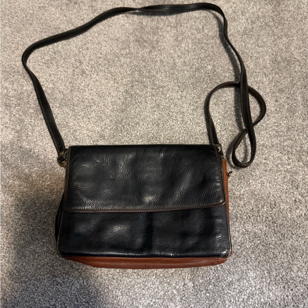 Derek Alexander Classic Two-Tone Leather Crossbody Bag - Black & Brown